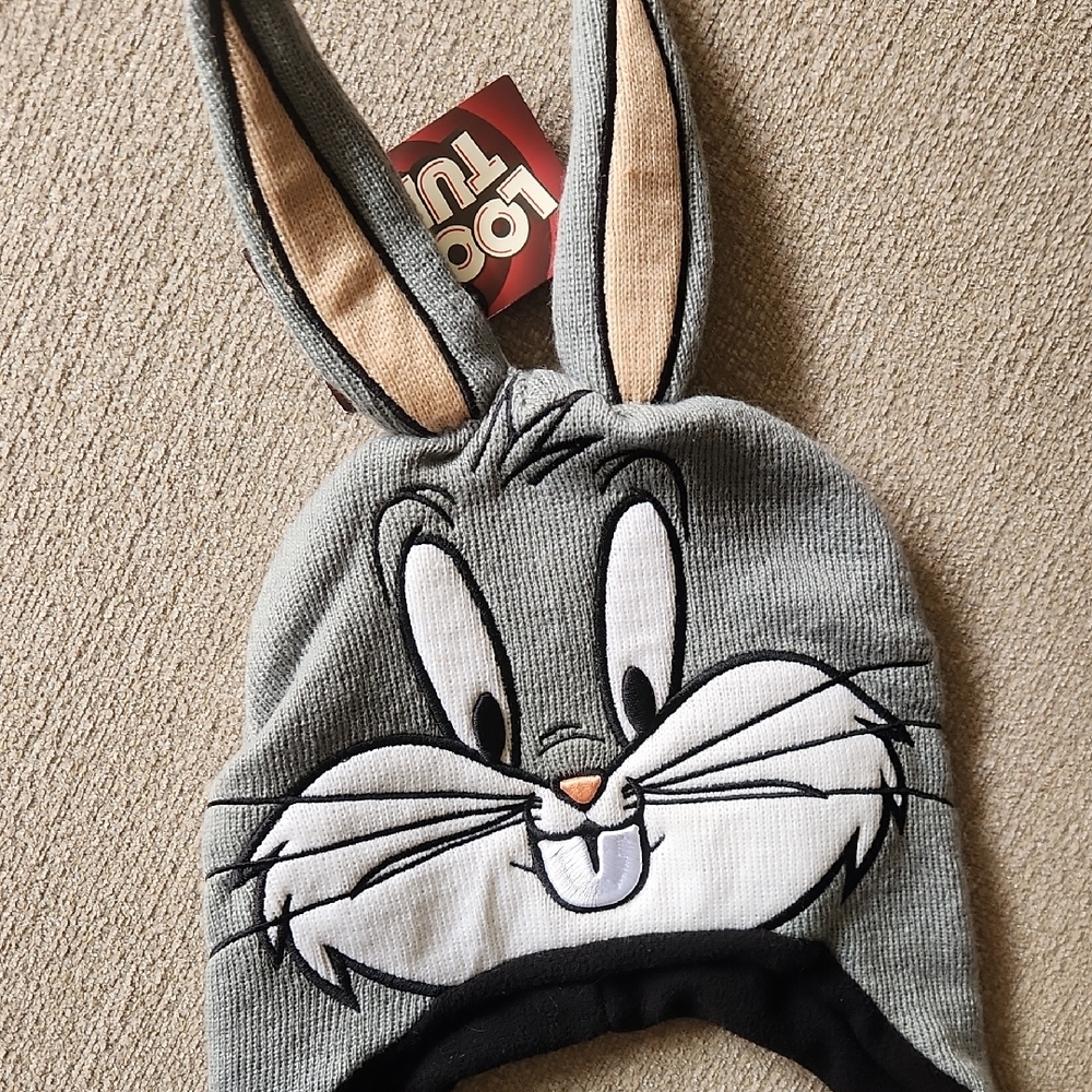 Warner Bros.◇ BUGS BUNNY 3D Knit Tobbogan Beanie Hat with Ears & Tassles ◇ NEW - Picture 2 of 5